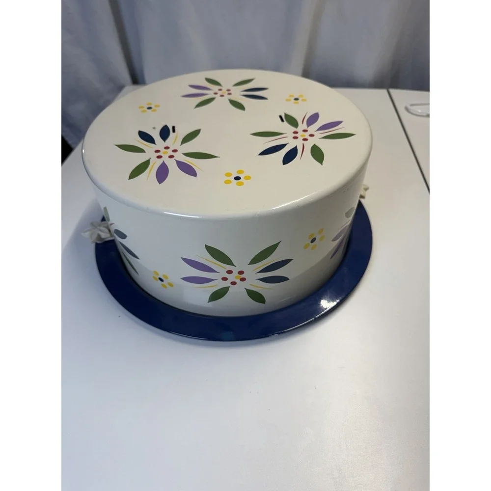 Temptations Old World Confetti Covered Cake Carrier Metal Lid Locks 11